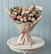 Букет цветов из:  Розы и Лизиантусы #REPLACE_PRED# Нижнедевицком