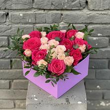 Цветочная композиция из Розы в коробке в Нижнедевицком