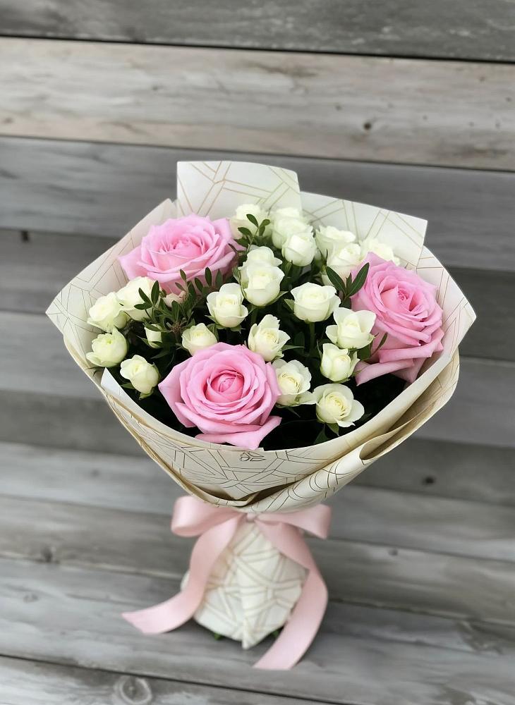 Букет цветов из: Розы в Нижнедевицком