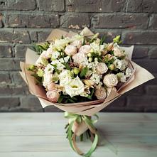 Букет цветов из:  Альстромерии, Розы и Хризантемы в Нижнедевицком