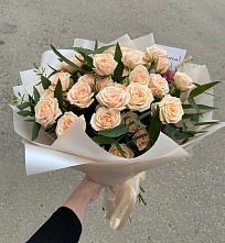 Букет Кремовые розы Латте в Нижнедевицком