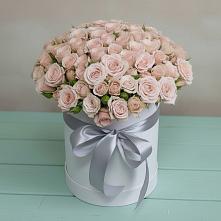 Цветочная композиция из Розы в шляпной коробке в Нижнедевицком