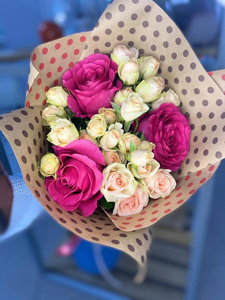 Букет цветов из: Розы в Нижнедевицком