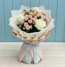 Букет цветов из:  Розы в Нижнедевицком