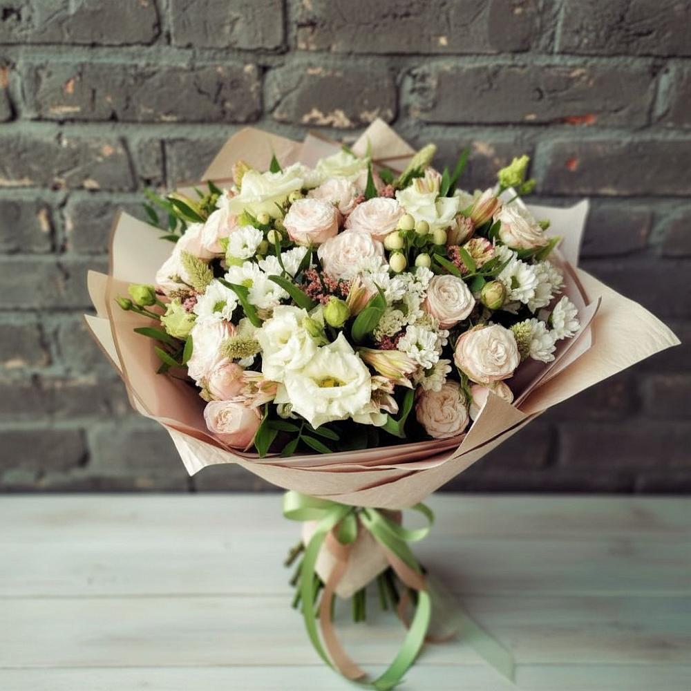 Букет цветов из: Альстромерии, Розы и Хризантемы в Нижнедевицком