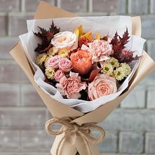 Букет цветов из:  Гвоздики, Хризантемы и Розы в Нижнедевицком