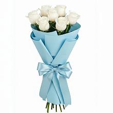 Букет 7 белых роз Проуд в Нижнедевицком