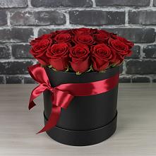 Цветочная композиция из Розы в шляпной коробке в Нижнедевицком