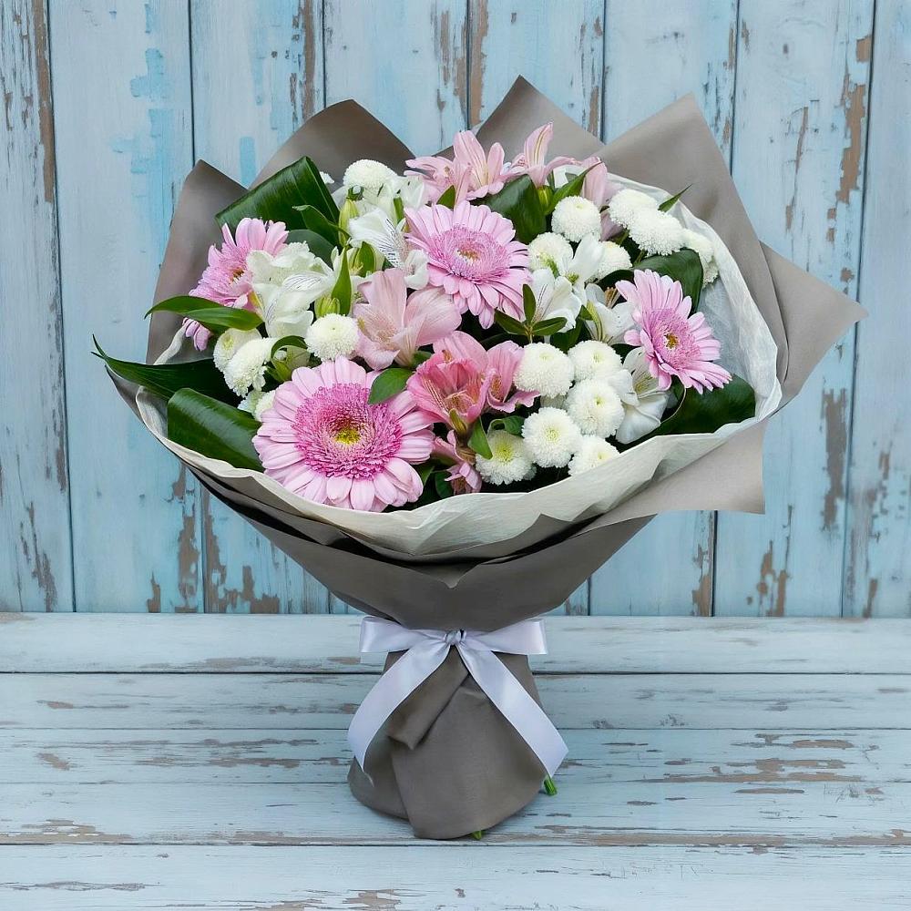 Букет цветов из: Герберы, Альстромерии и Хризантемы в Нижнедевицком