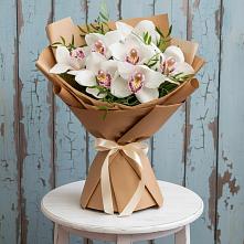 Букет цветов из:  Орхидеи и Розы в Нижнедевицком
